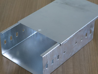 Steel trough cable tray