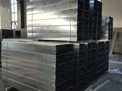 Corrosion-resistant cable tray