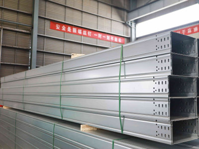 Large-span cable tray