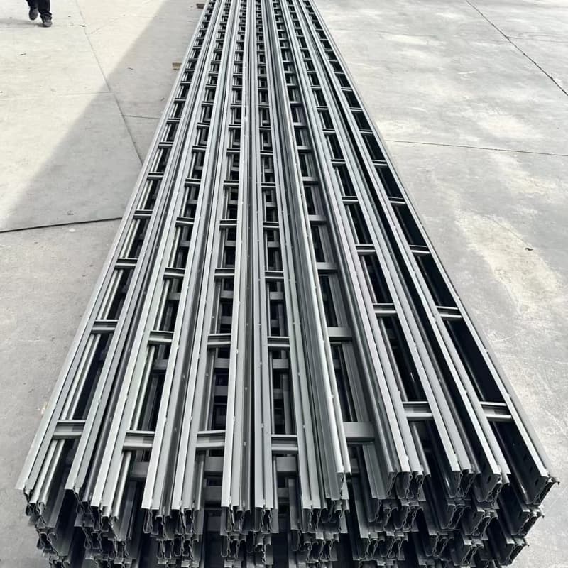 Strong current cable tray
